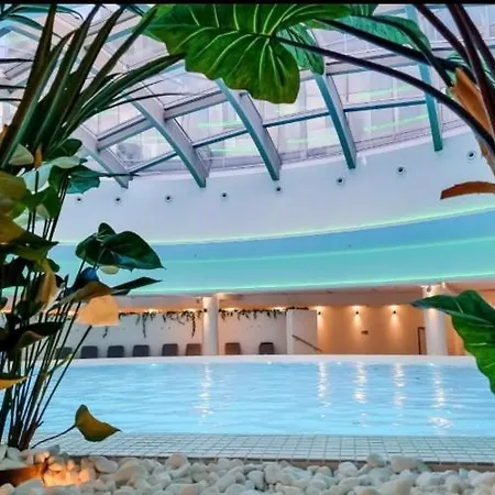 דירה Hanza Tower White 24 Pool & Jacuzzi *